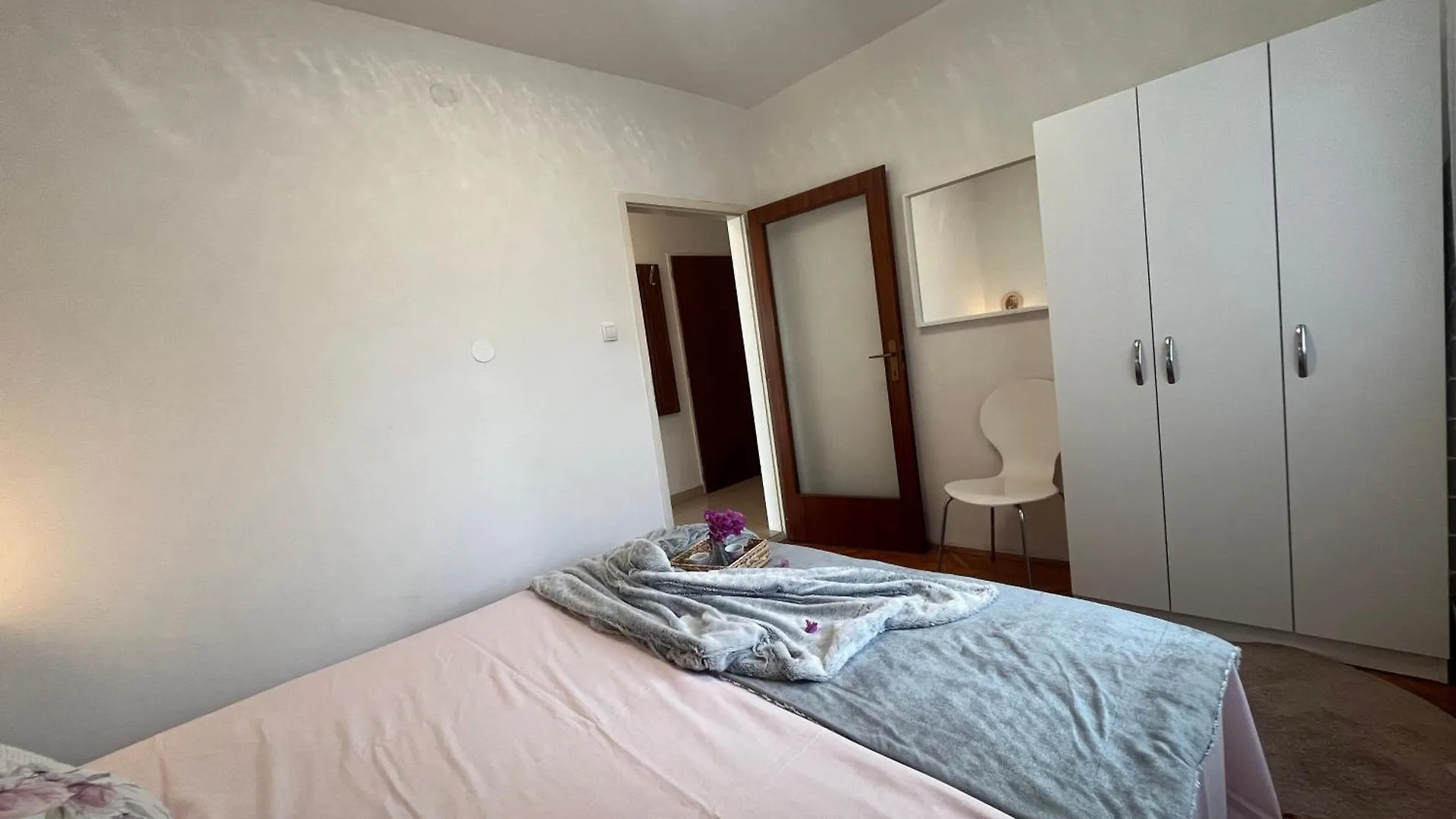 Apartment Marijana Mit Meerblick Pula